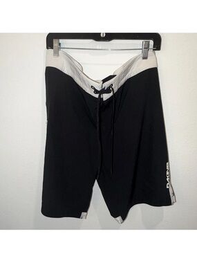 Dakine Men's Black & White Swim Trunks Size 42